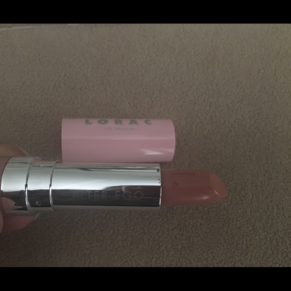 Lorac Full Size Lipstick matte finish💋 NEW